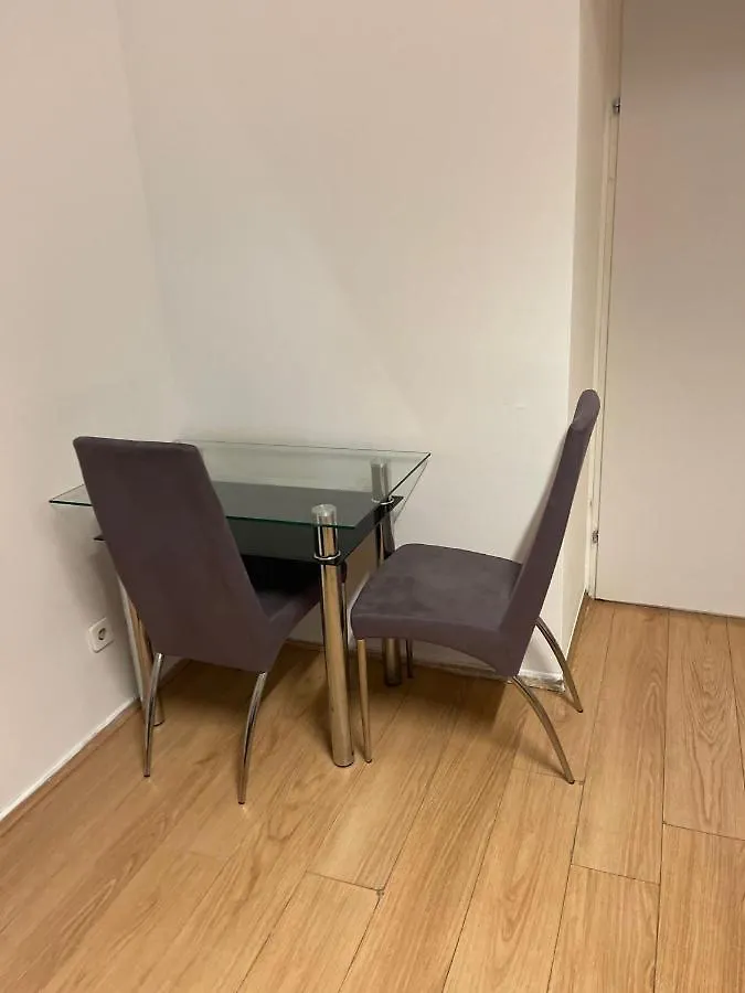 Appartamento Neat 1Br Apt. Simmering-Ideal For Longstays Vienna Austria